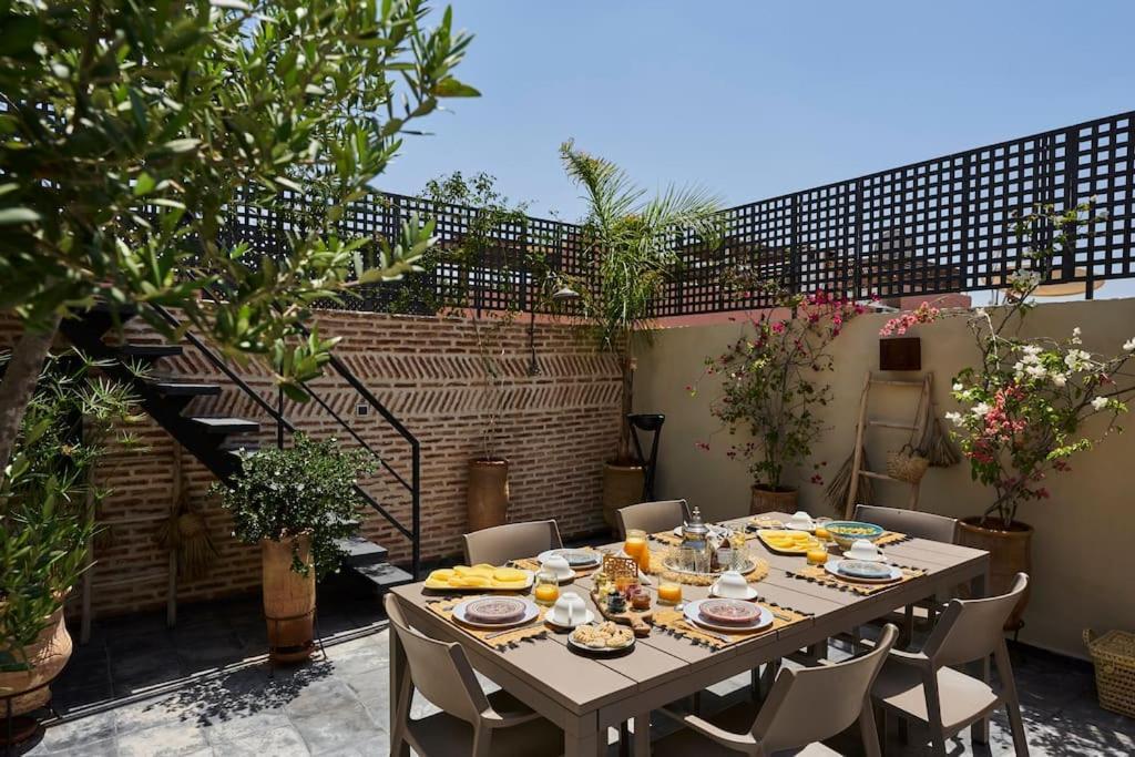 Riad Miloud En Exclusivite 10 P Au Coeur De La Medina Marraquexe Exterior foto